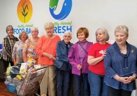 volunteer2-e1700290948892-480x320